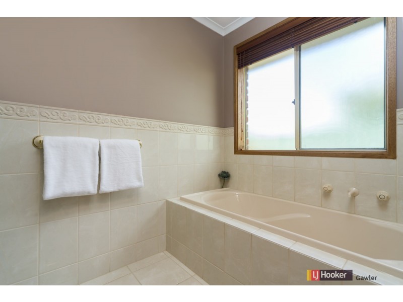 2 Perseverance Place, Hewett SA 5118