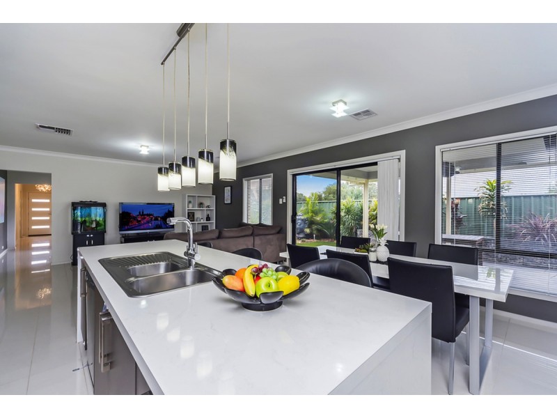 34 Osborne Street, Evanston Gardens SA 5116