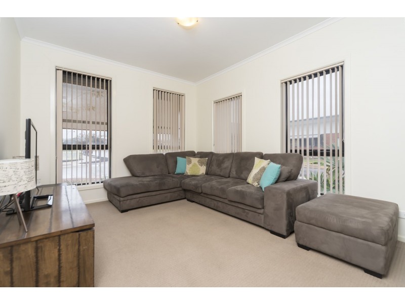 7 Hawick Avenue, Blakeview SA 5114