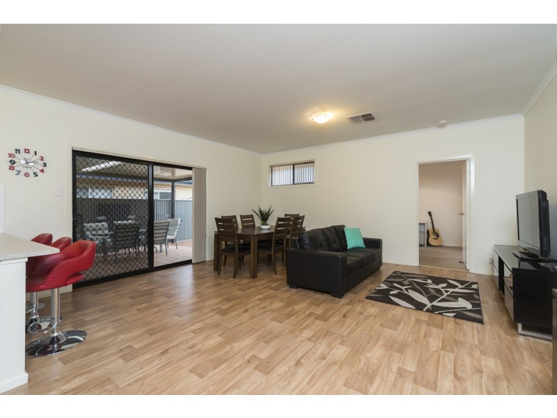 7 Hawick Avenue, Blakeview SA 5114