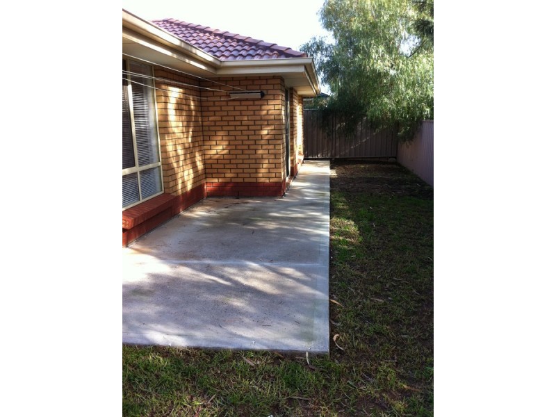 10 Challen Court, Evanston Park SA 5116