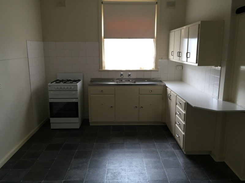 4 Dalton Street, Evanston SA 5116