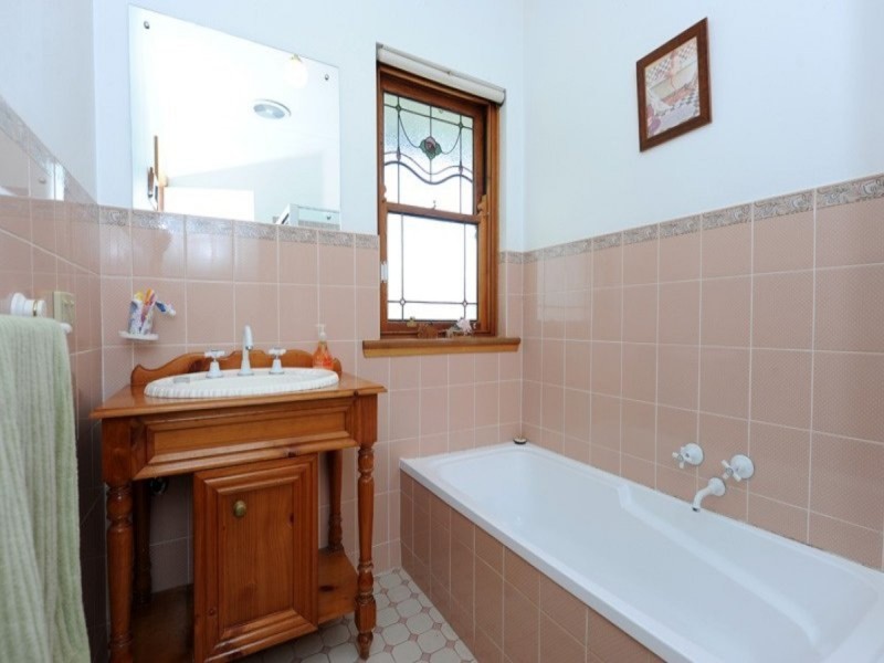 21 Lemon Crescent, Golden Grove SA 5125