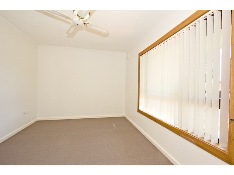 36 Bloomfield Crescent, Elizabeth Downs SA 5113