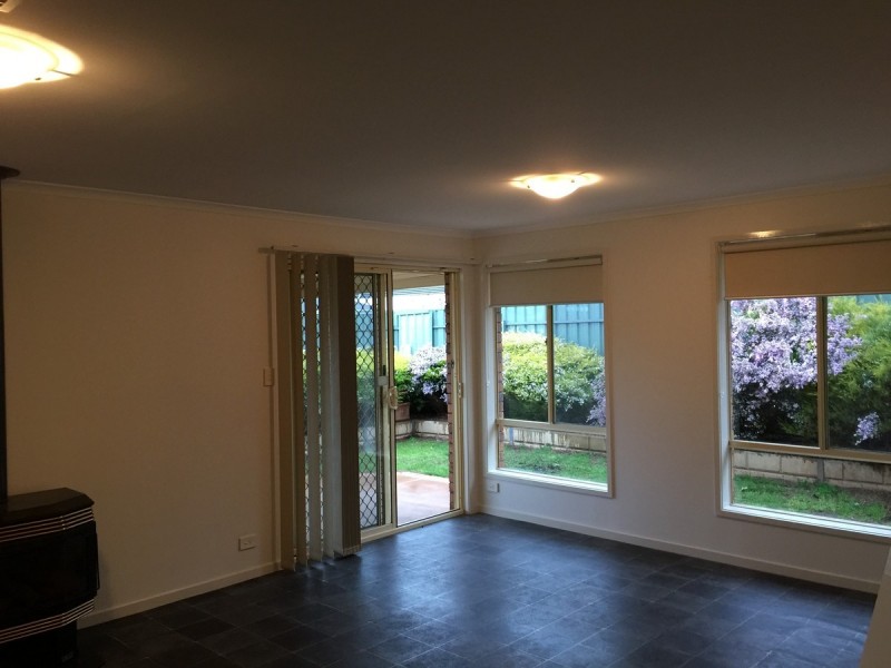 2 Selway Place, Evanston Park SA 5116