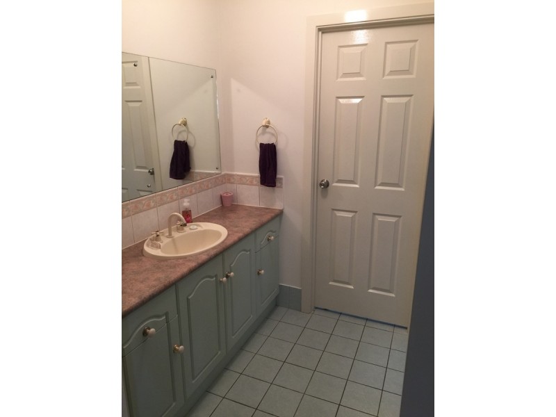 2 Selway Place, Evanston Park SA 5116