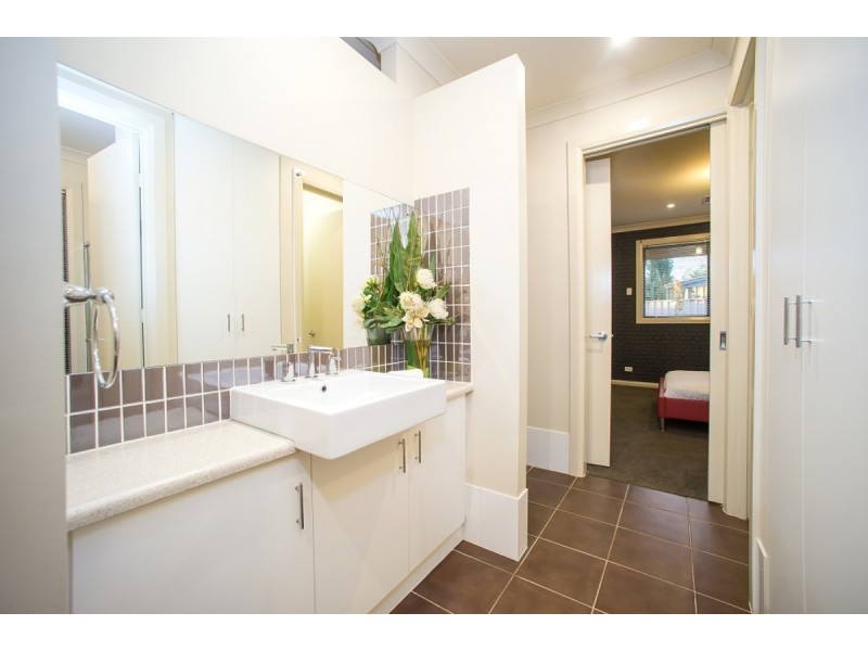 23 Mitchell Drive, Evanston Park SA 5116