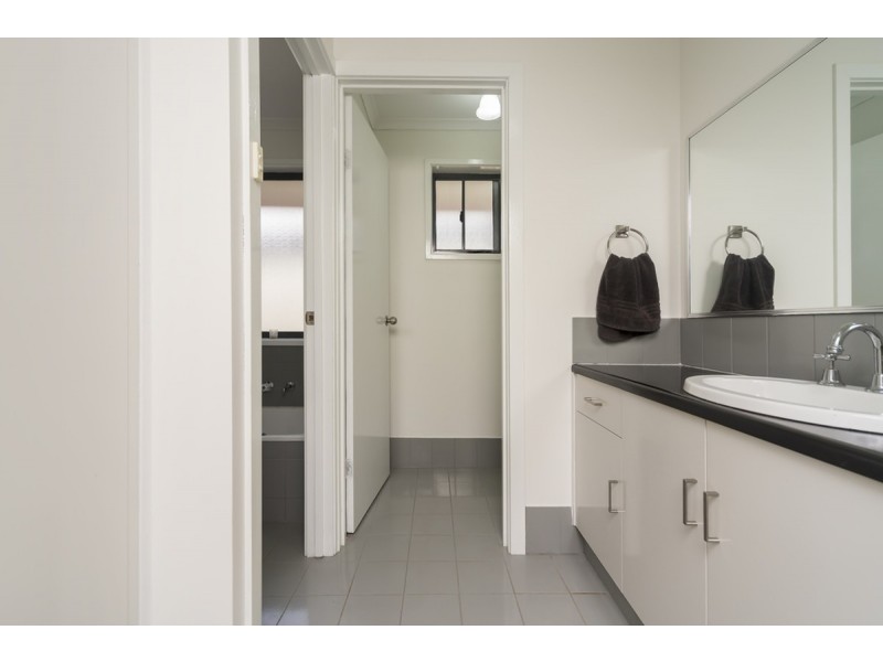 13 Rau Avenue, Evanston SA 5116