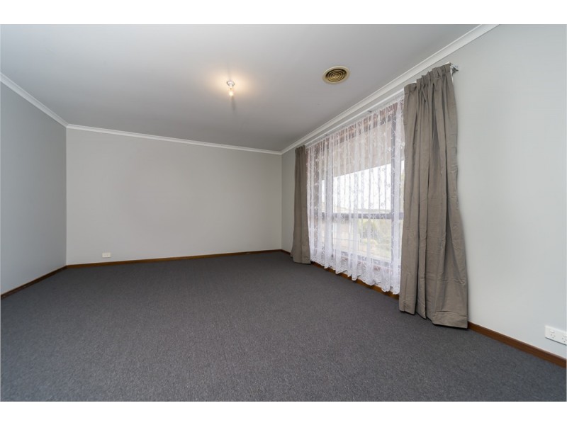 8 Lisa Martin Court, Gawler East SA 5118