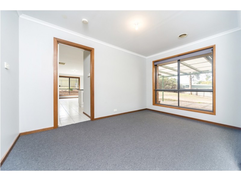8 Lisa Martin Court, Gawler East SA 5118