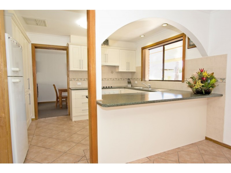 9 Chamberlain Road, Willaston SA 5118