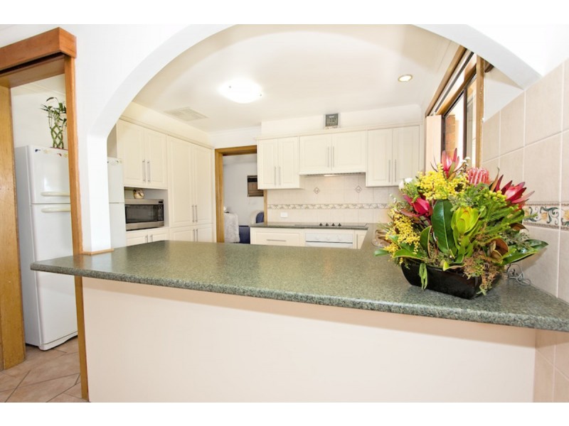 9 Chamberlain Road, Willaston SA 5118