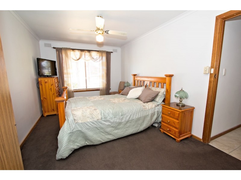 9 Chamberlain Road, Willaston SA 5118