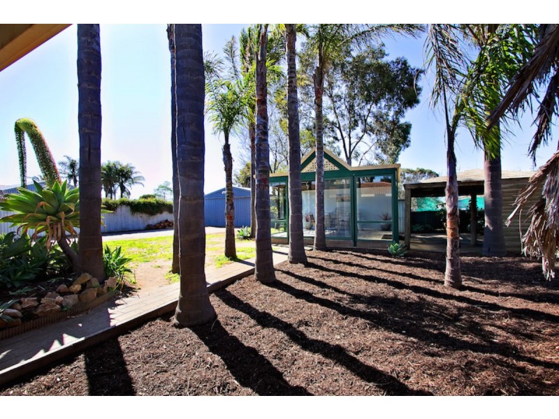 9 Chamberlain Road, Willaston SA 5118