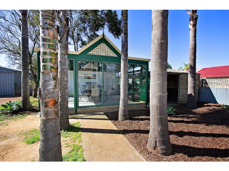 9 Chamberlain Road, Willaston SA 5118