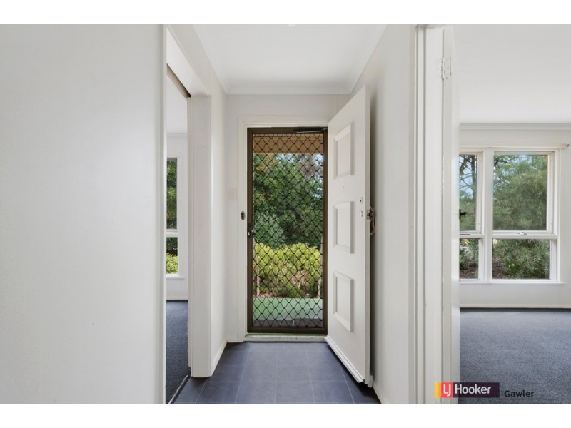 15 Russell Street, Evanston Park SA 5116