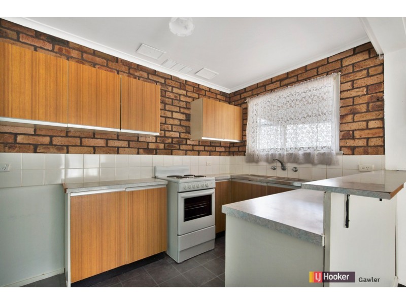 15 Russell Street, Evanston Park SA 5116