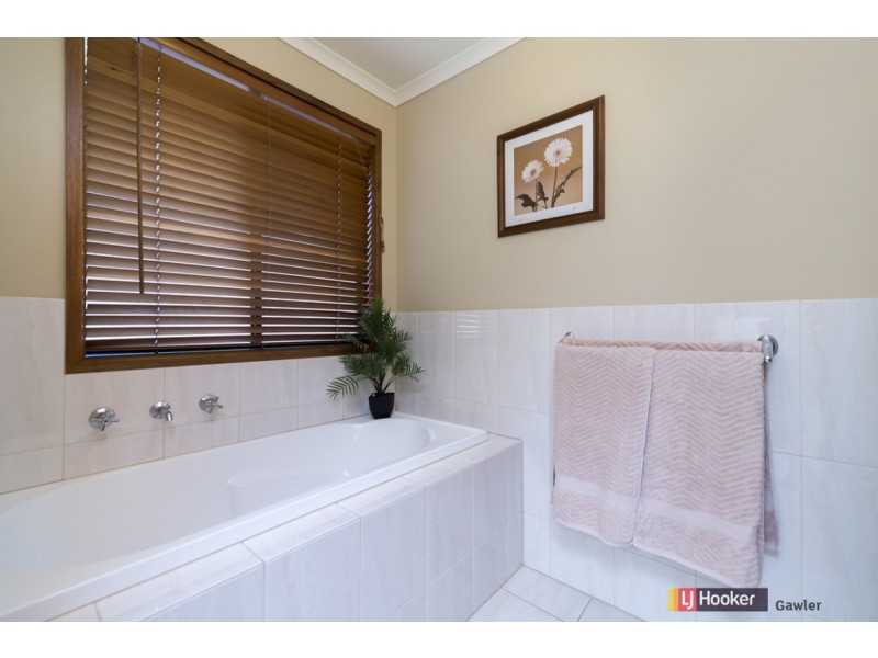 5A Chambers Court, Evanston Park SA 5116