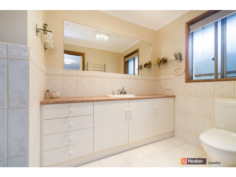 26 Coleman Parade, Evanston Park SA 5116