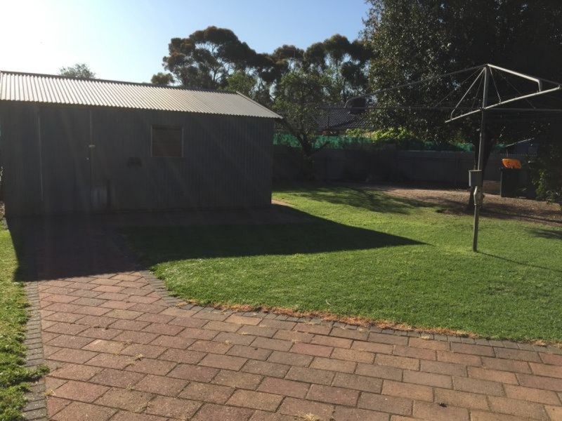 22 Edward Crescent, Evanston Park SA 5116