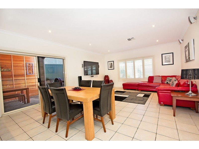 24 Selway Place, Evanston Park SA 5116