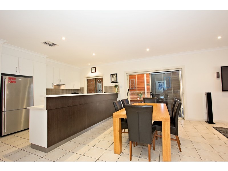 24 Selway Place, Evanston Park SA 5116