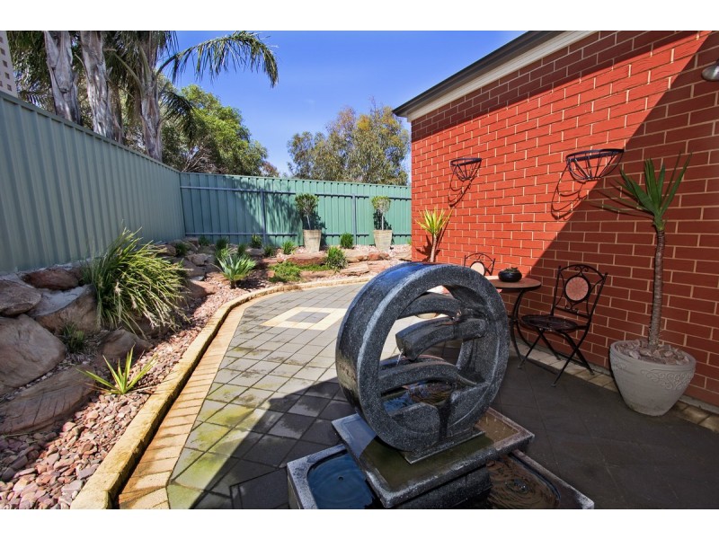 24 Selway Place, Evanston Park SA 5116