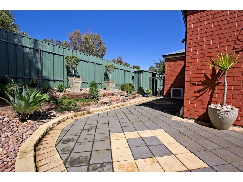 24 Selway Place, Evanston Park SA 5116