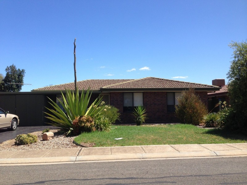 17 Causby Crescent, Willaston SA 5118