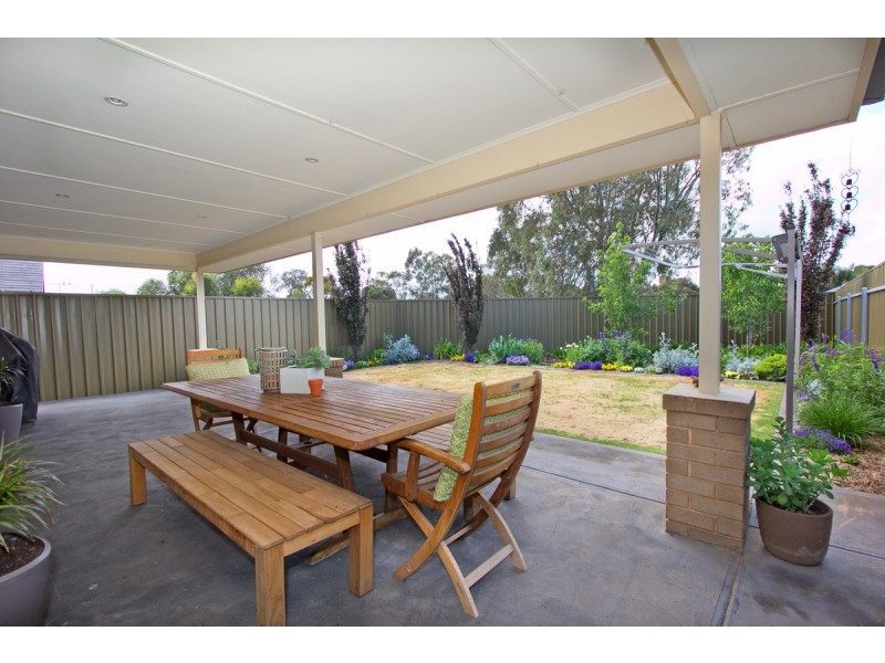 8A Dyson Street, Evanston SA 5116