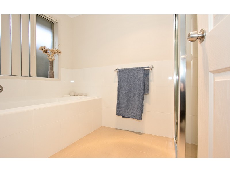 8A Dyson Street, Evanston SA 5116