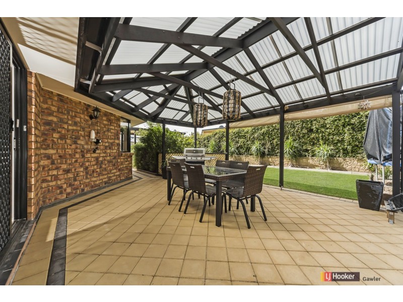 35 Thiele Crescent, Evanston Park SA 5116