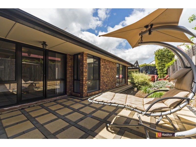 35 Thiele Crescent, Evanston Park SA 5116