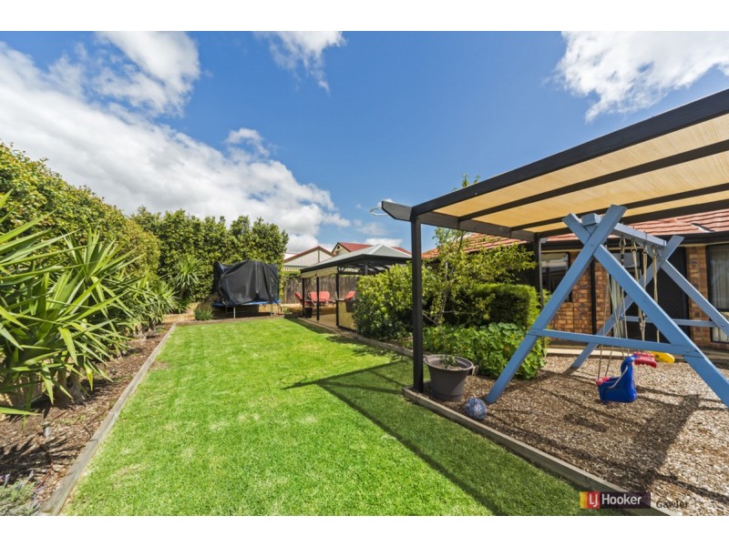 35 Thiele Crescent, Evanston Park SA 5116