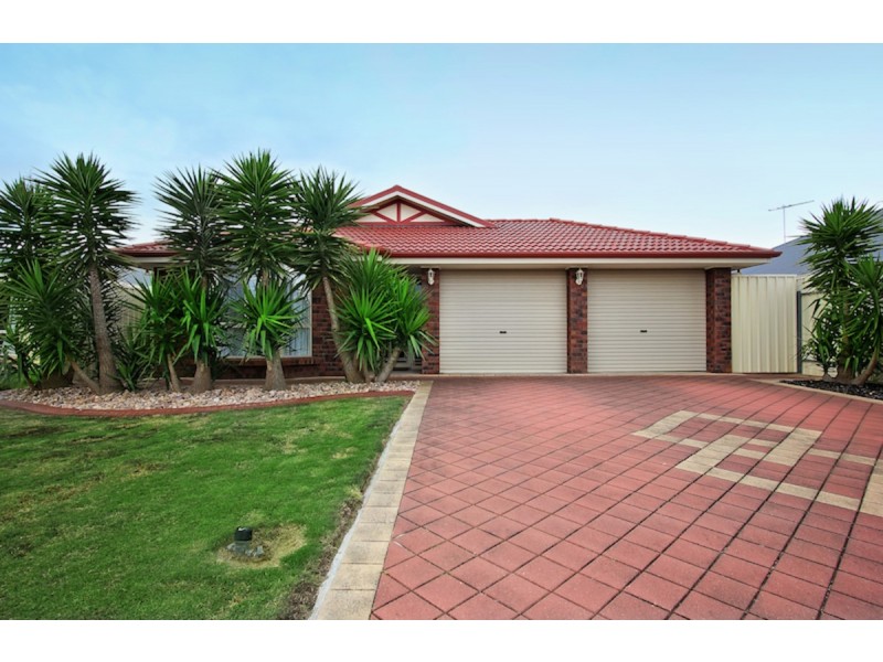 8 McLaren Court, Munno Para West SA 5115