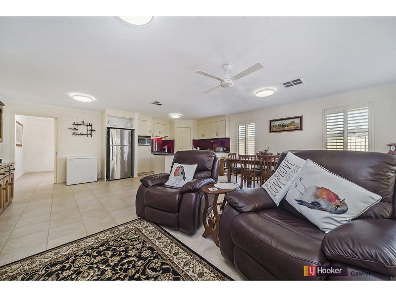 5 Orchard Street, Munno Para SA 5115
