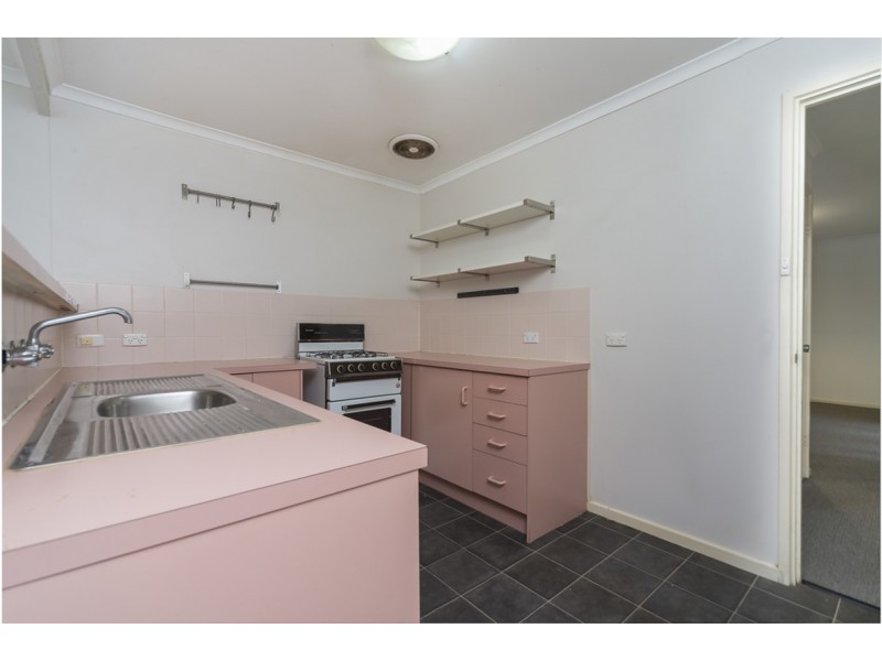 16 May Terrace, Evanston SA 5116