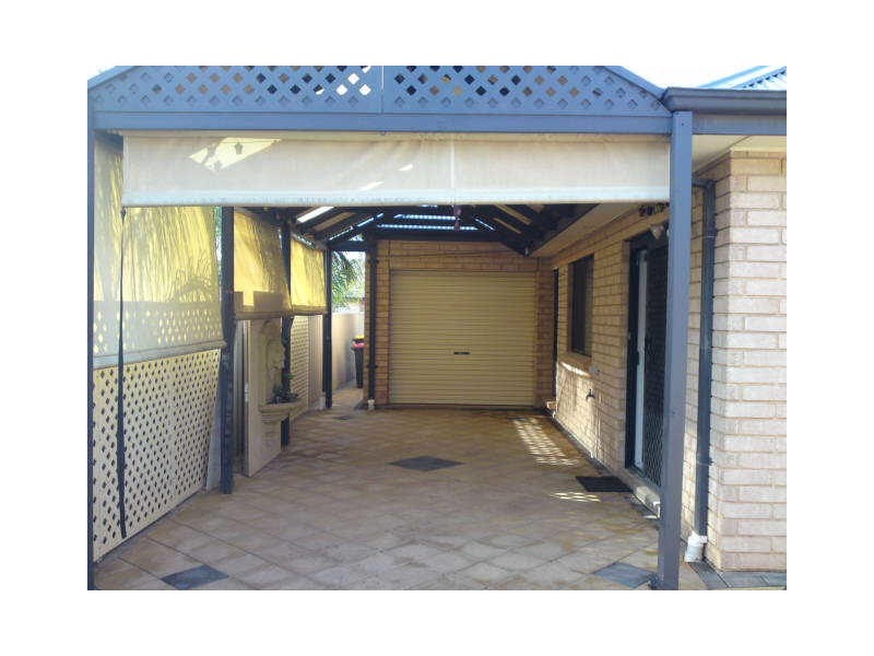 10 Fatchen Close, Evanston Park SA 5116