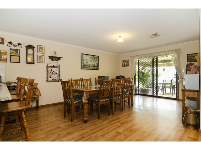 8 Skurray Court, Gawler West SA 5118