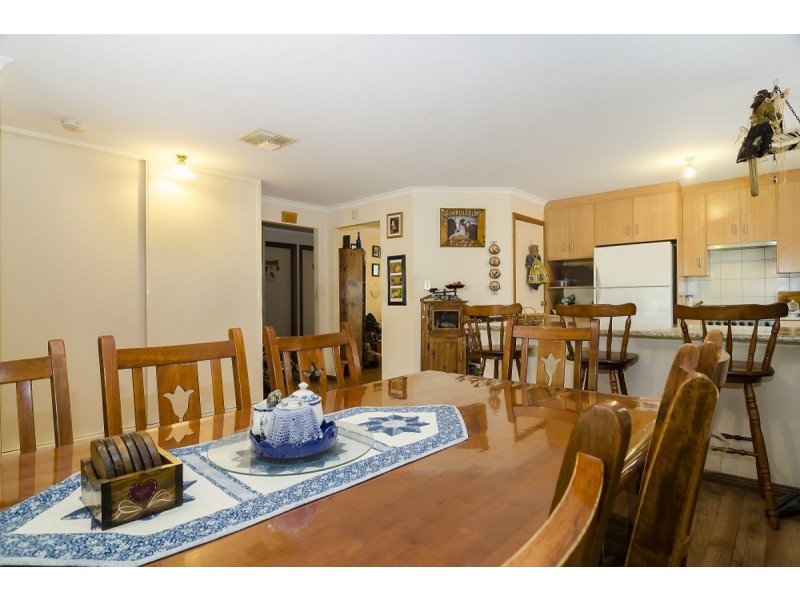 8 Skurray Court, Gawler West SA 5118