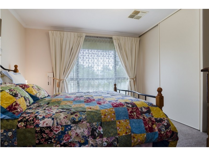 8 Skurray Court, Gawler West SA 5118