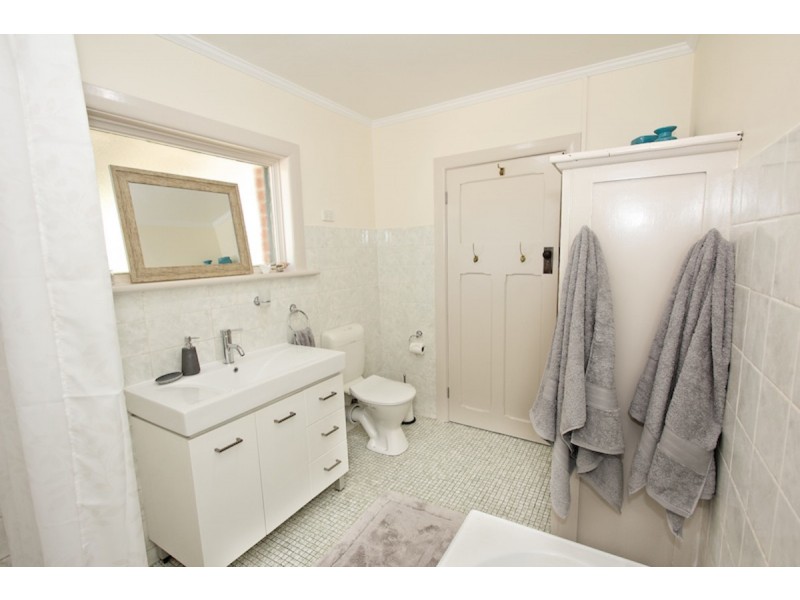 15 Randell Terrace, Gumeracha SA 5233