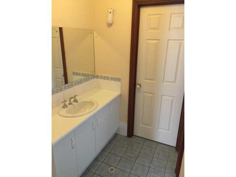 17 Sunnyside Drive, Evanston Park SA 5116