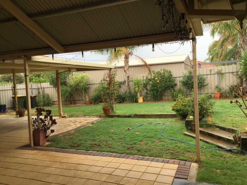 17 Sunnyside Drive, Evanston Park SA 5116