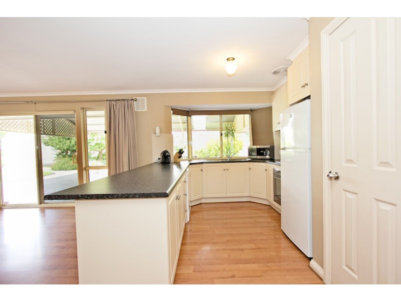 34 Jemalong Crescent, Roseworthy SA 5371