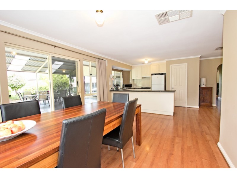 34 Jemalong Crescent, Roseworthy SA 5371