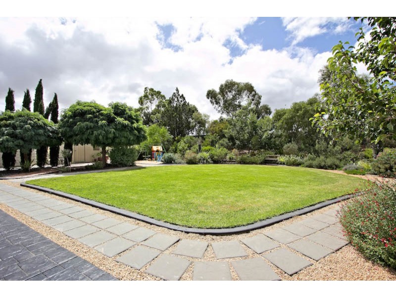 34 Jemalong Crescent, Roseworthy SA 5371