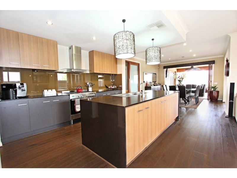 2 Finnis Street, Blakeview SA 5114