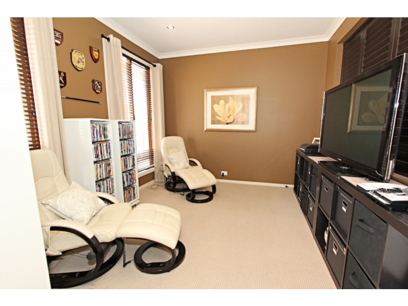 2 Finnis Street, Blakeview SA 5114