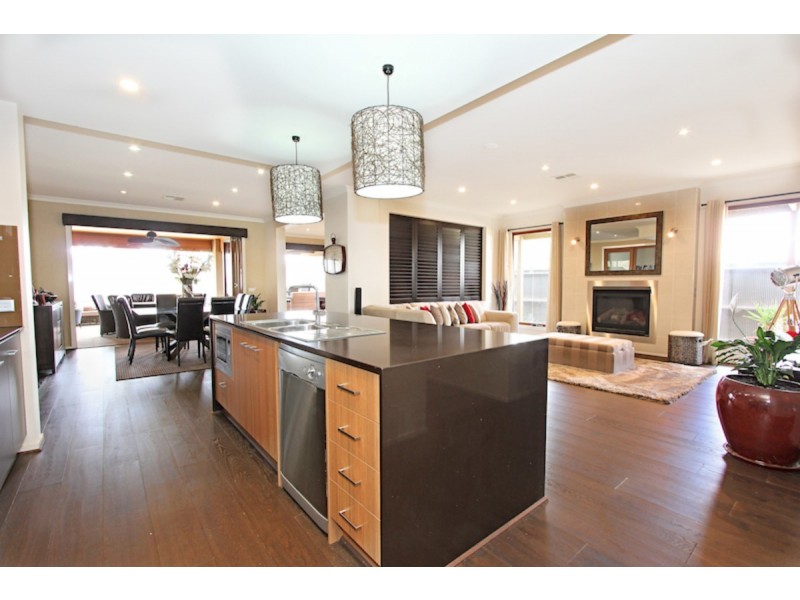 2 Finnis Street, Blakeview SA 5114